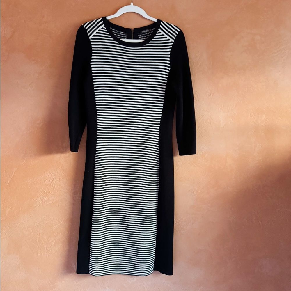J.McLaughlin Black White Striped Knit Dress Small Zip Back Small